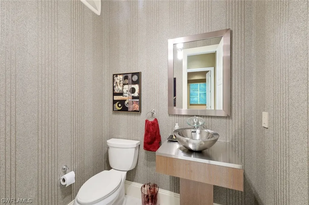520 Sand Hill Court Marco Island FL 34145