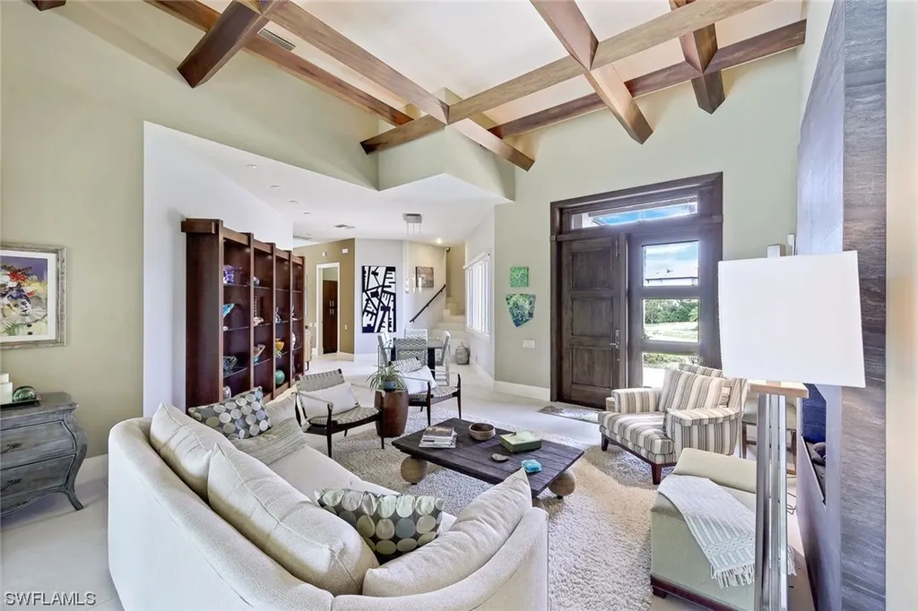 520 Sand Hill Court Marco Island FL 34145
