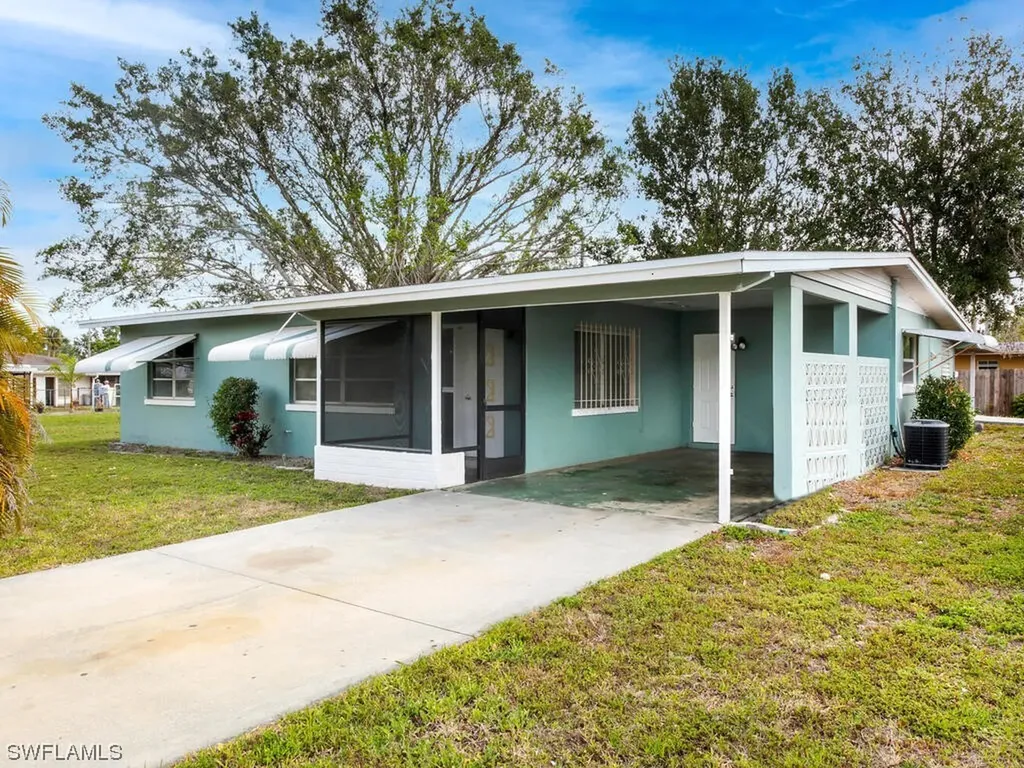 321 Dexter Drive Fort Myers FL 33905
