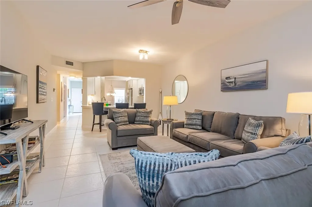 865 Tanbark Drive Naples FL 34108