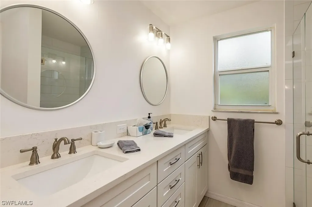 865 Tanbark Drive Naples FL 34108