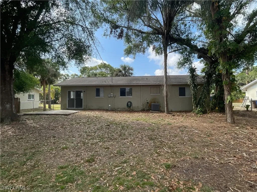 13920 Nassau Street Fort Myers FL 33905