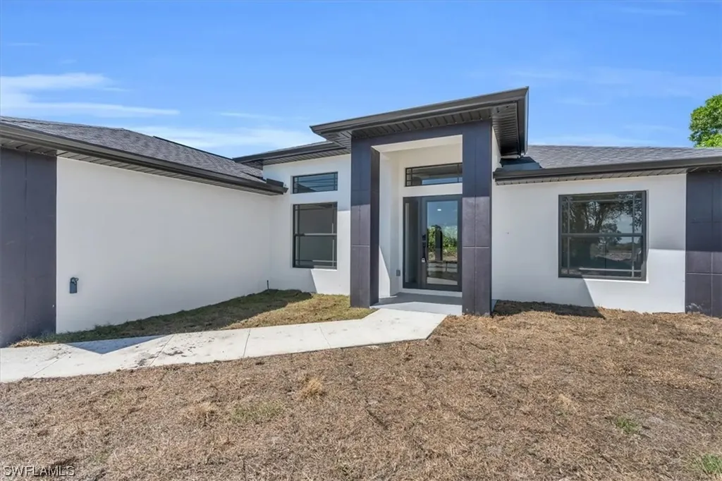 2608 39th Street SW Lehigh Acres FL 33976