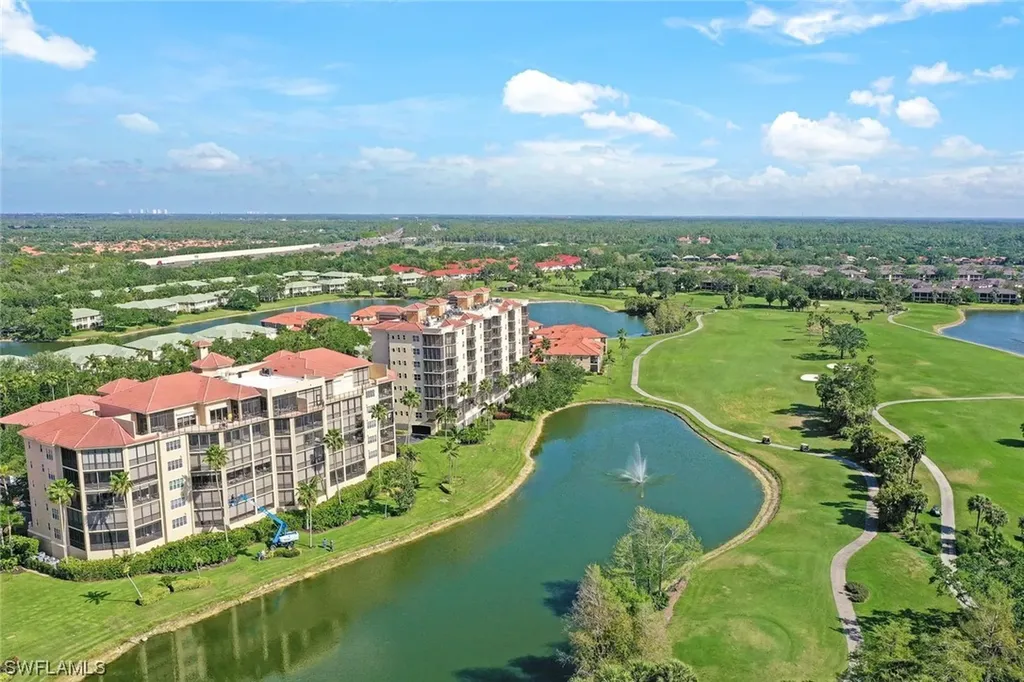 570 El Camino Real Naples FL 34119