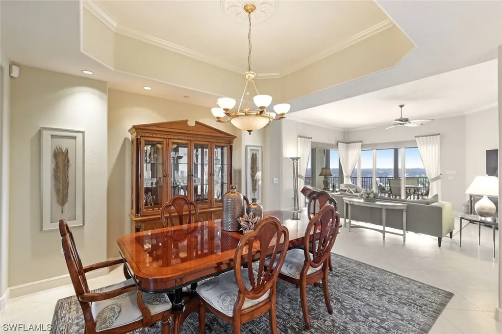 570 El Camino Real Naples FL 34119