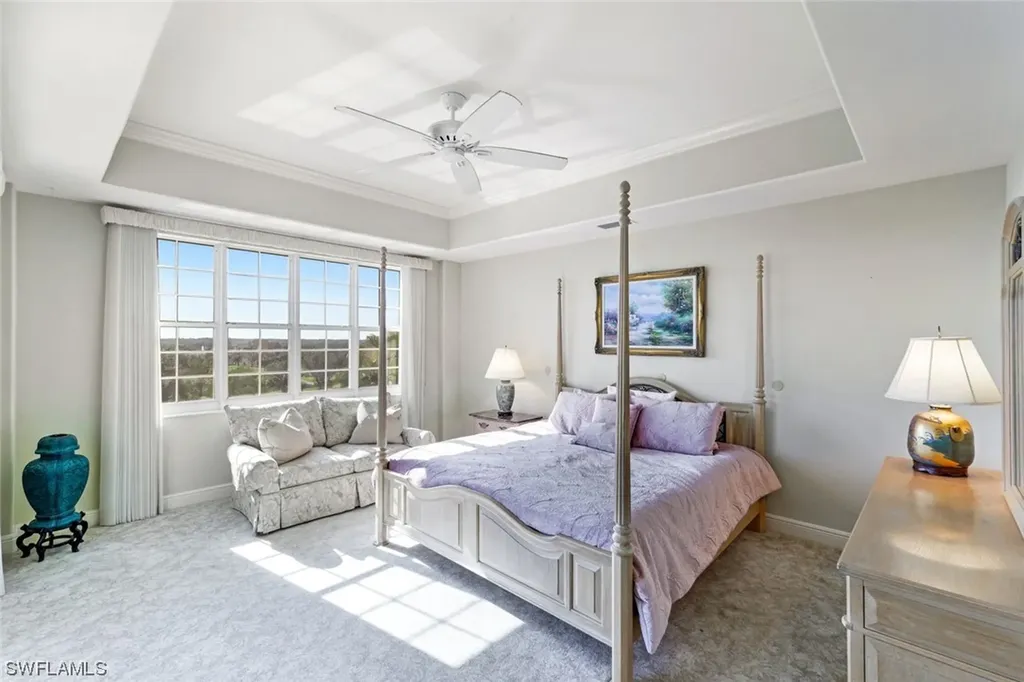 570 El Camino Real Naples FL 34119