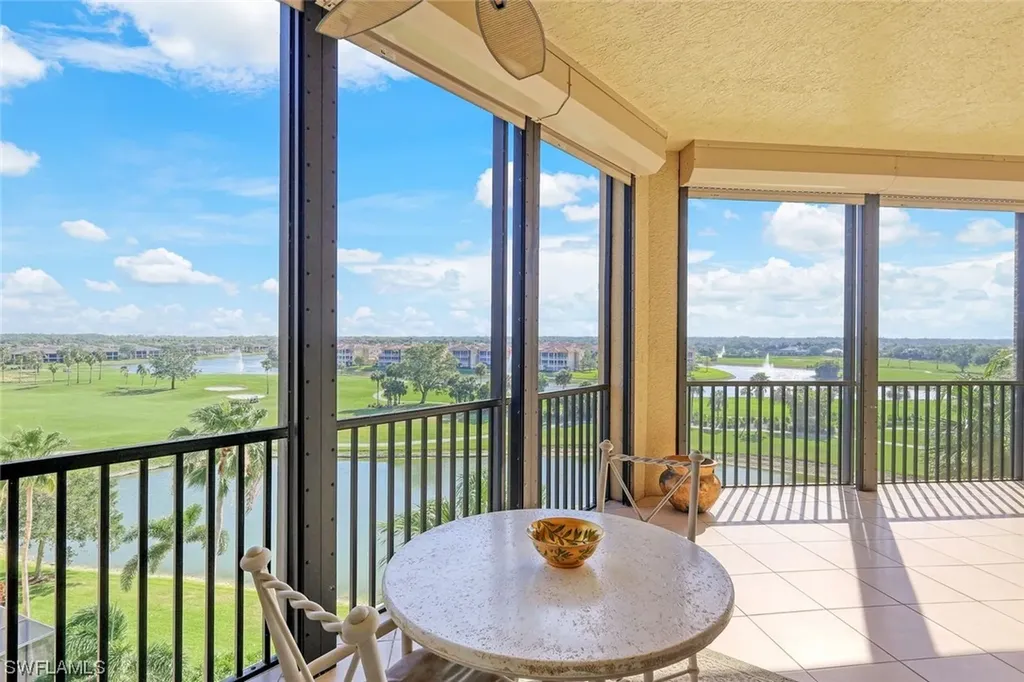 570 El Camino Real Naples FL 34119