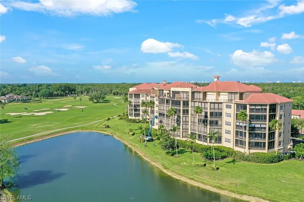 570 El Camino Real Naples FL 34119