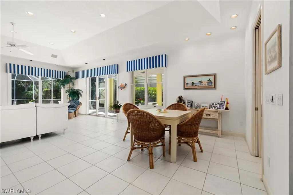 736 Ashburton Drive Naples FL 34110
