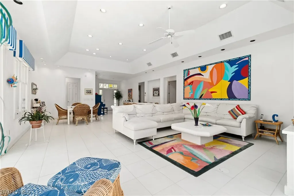 736 Ashburton Drive Naples FL 34110