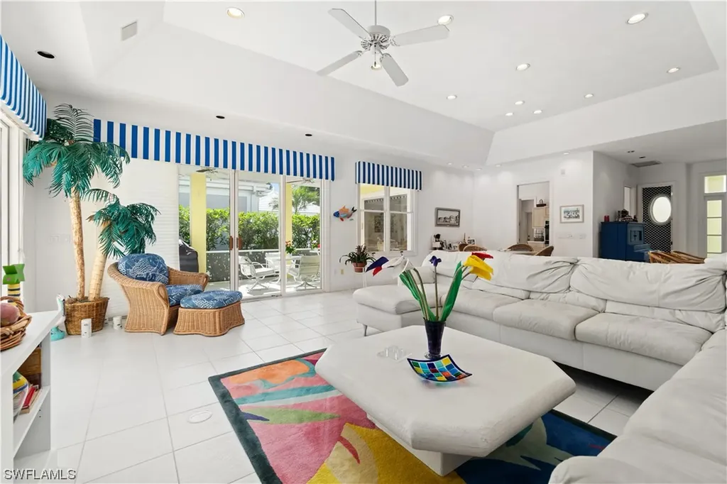 736 Ashburton Drive Naples FL 34110