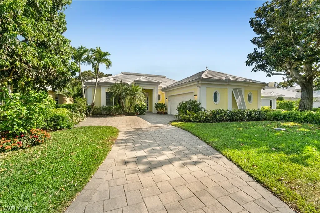 736 Ashburton Drive Naples FL 34110