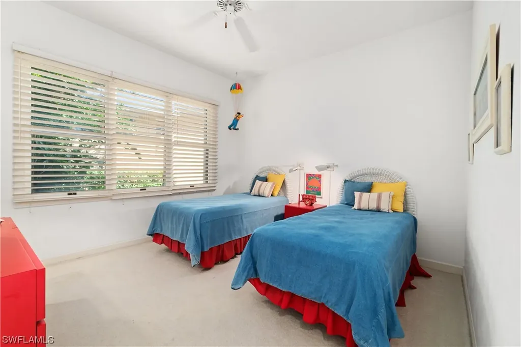 736 Ashburton Drive Naples FL 34110
