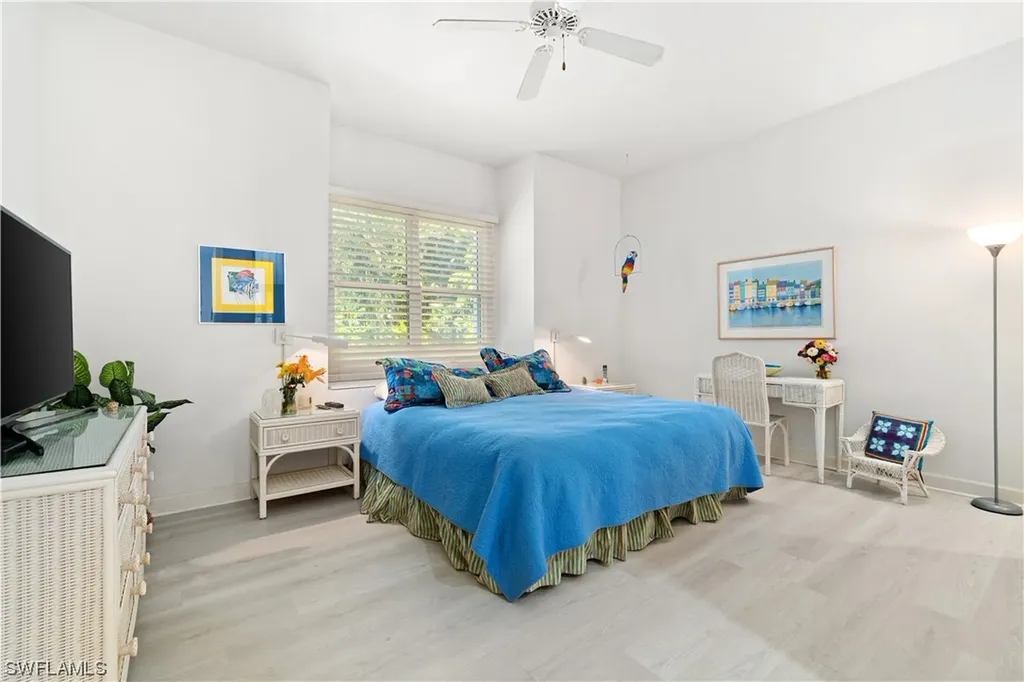 736 Ashburton Drive Naples FL 34110