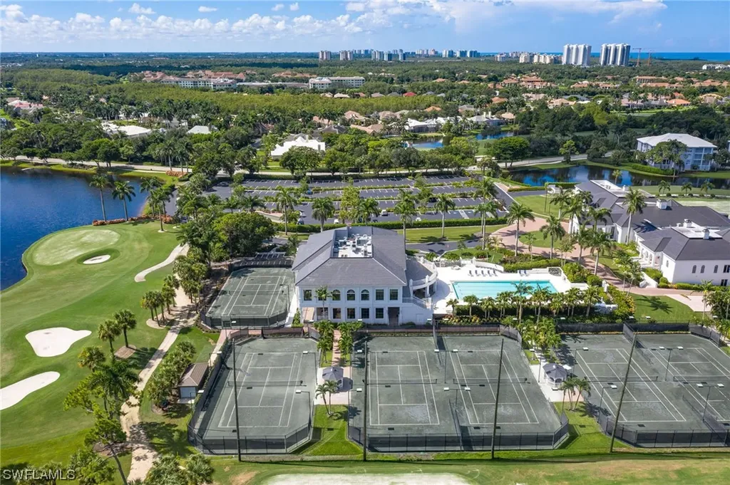 736 Ashburton Drive Naples FL 34110