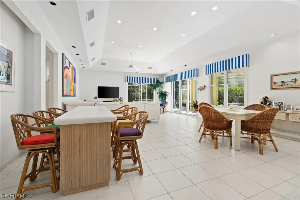 736 Ashburton Drive Naples FL 34110