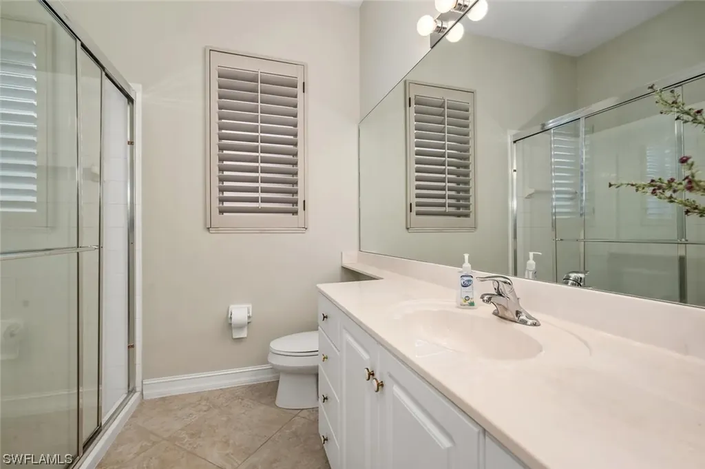 5890 Rolling Oaks Court Naples FL 34110