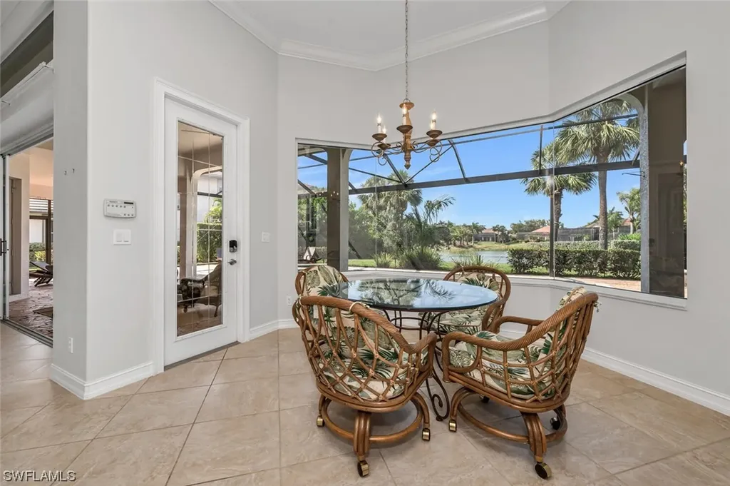 5890 Rolling Oaks Court Naples FL 34110