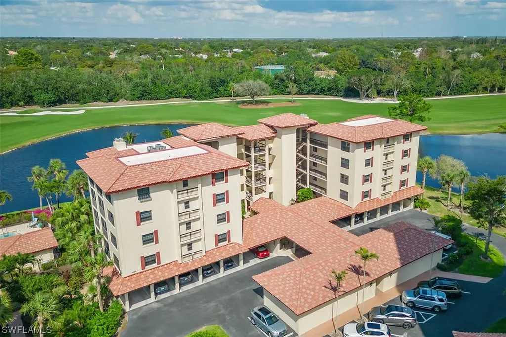 6060 Pelican Bay Boulevard Naples FL 34108