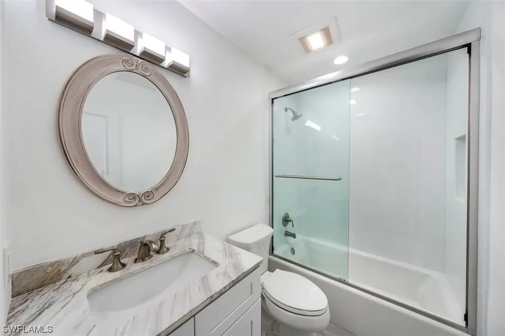 4014 Crayton Road Naples FL 34103