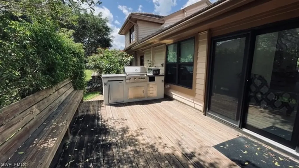 4014 Crayton Road Naples FL 34103
