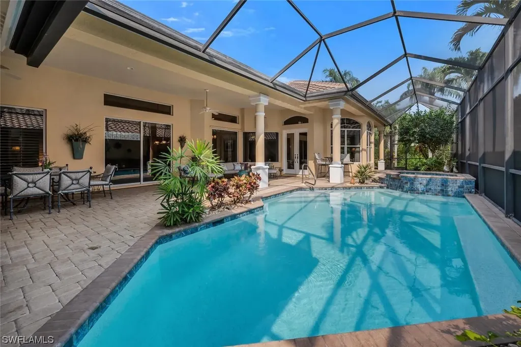 25043 Pinewater Cove Lane Bonita Springs FL 34134