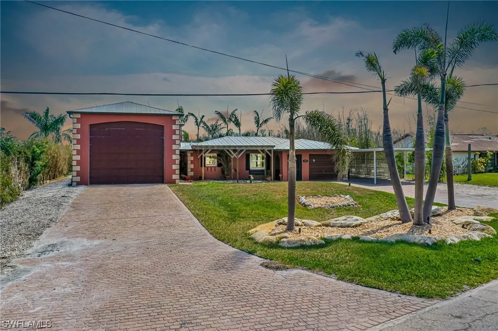 2509 Eighth Avenue St. James City FL 33956