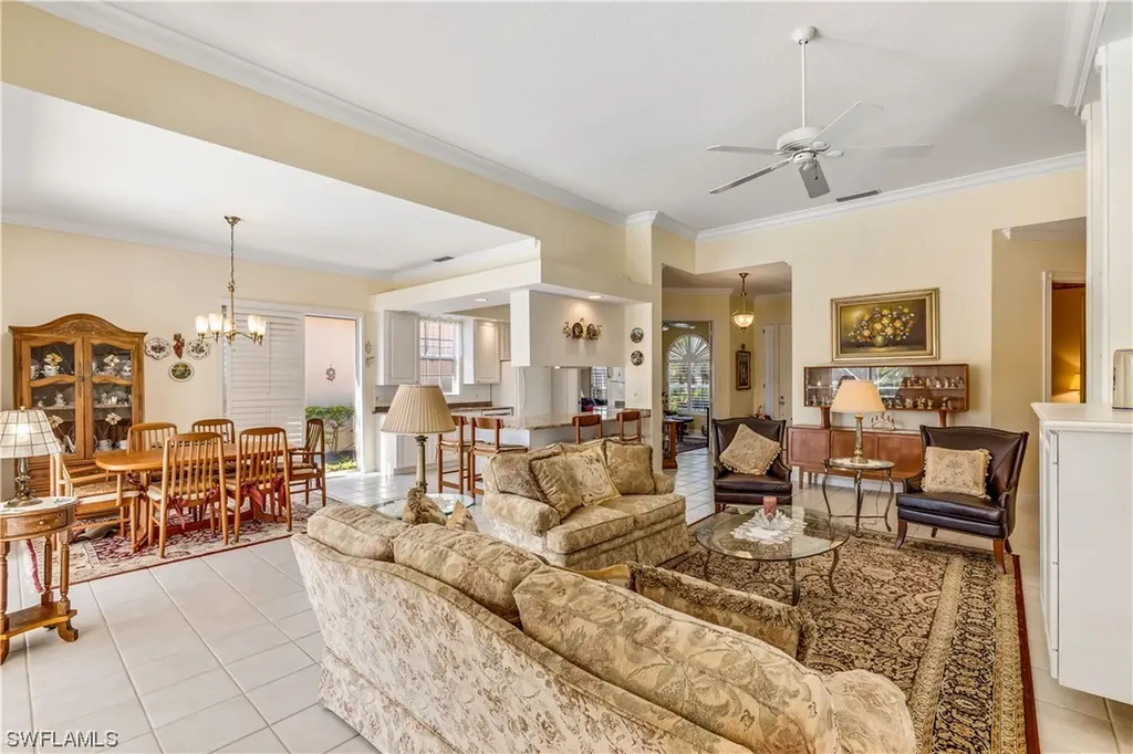 3936 Isla Ciudad Court Naples FL 34109