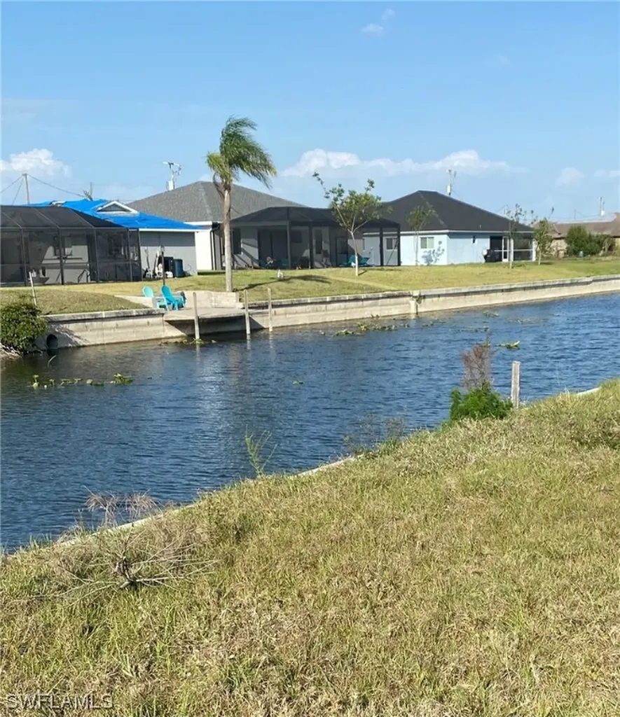 629 SW 13th Street Cape Coral FL 33991