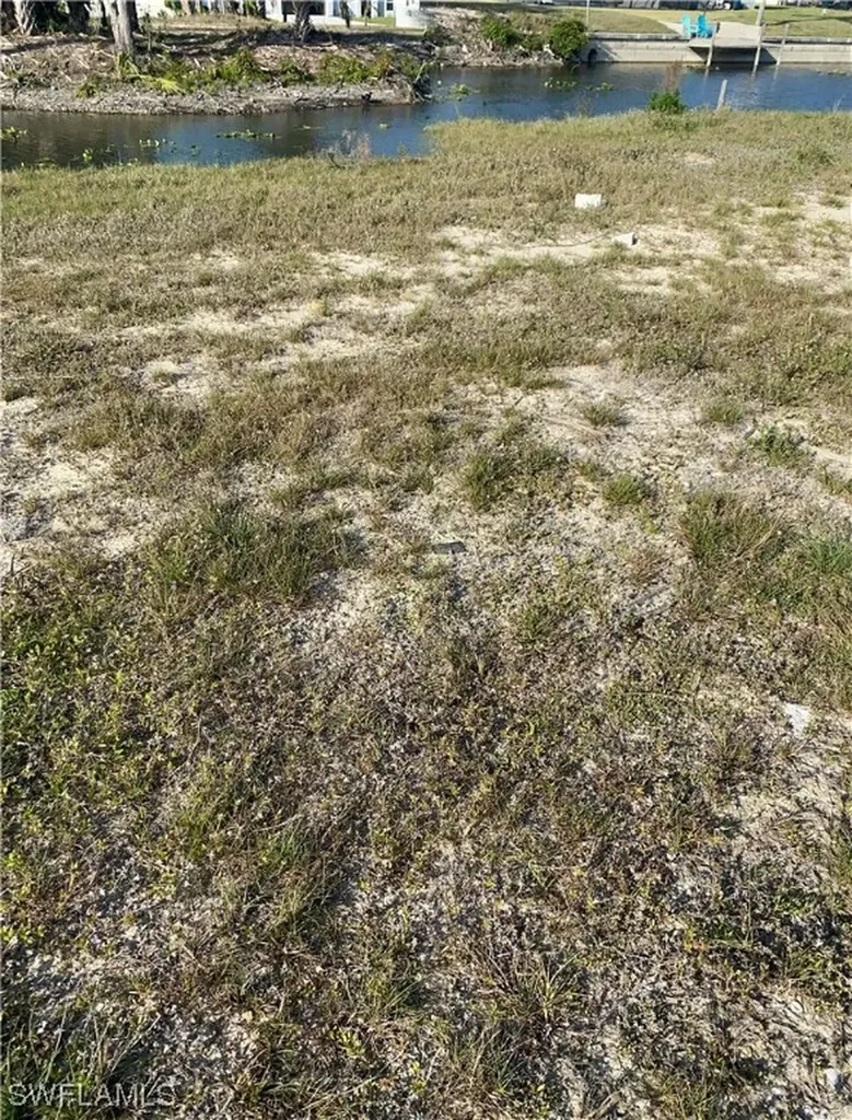 629 SW 13th Street Cape Coral FL 33991