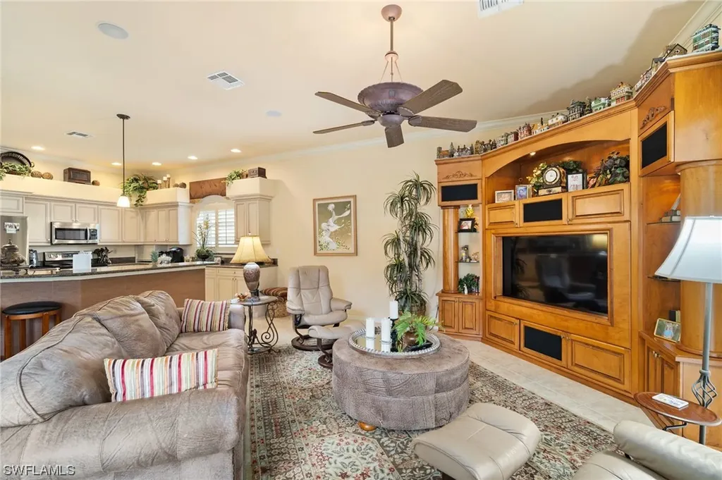 3832 Wax Myrtle Run Naples FL 34112