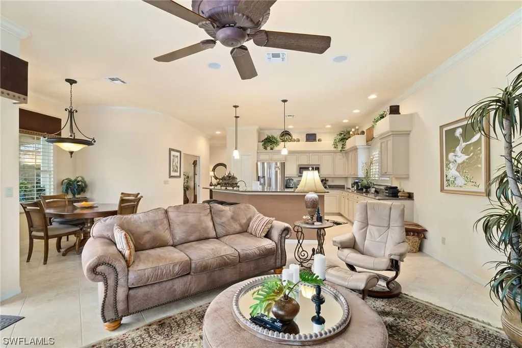 3832 Wax Myrtle Run Naples FL 34112