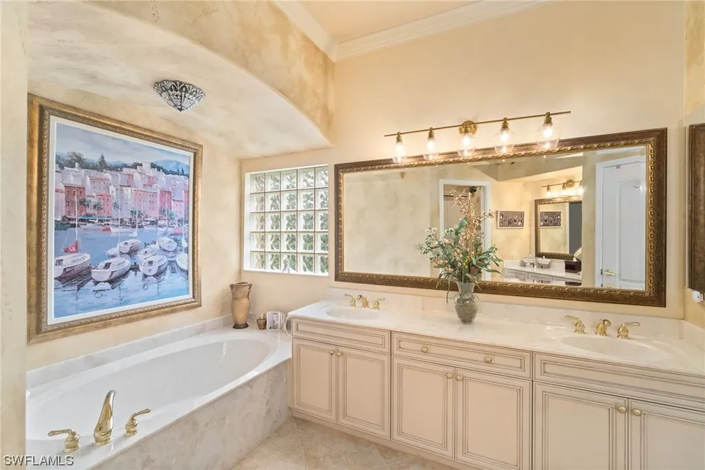 3832 Wax Myrtle Run Naples FL 34112