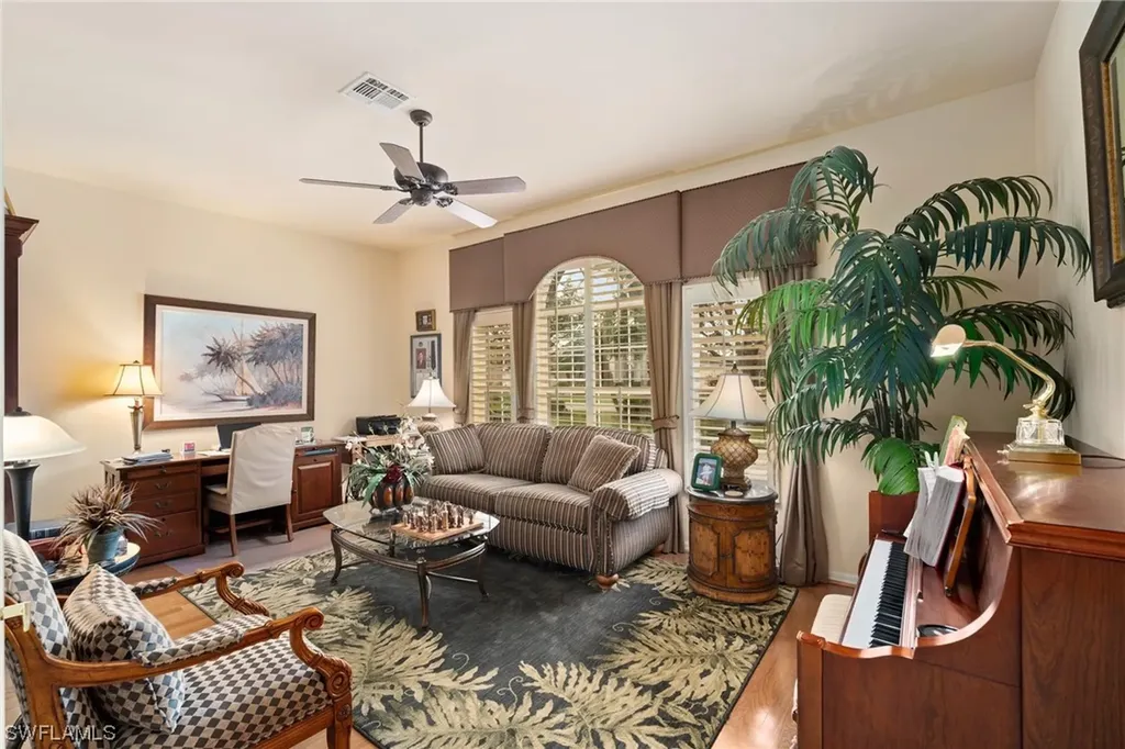 3832 Wax Myrtle Run Naples FL 34112
