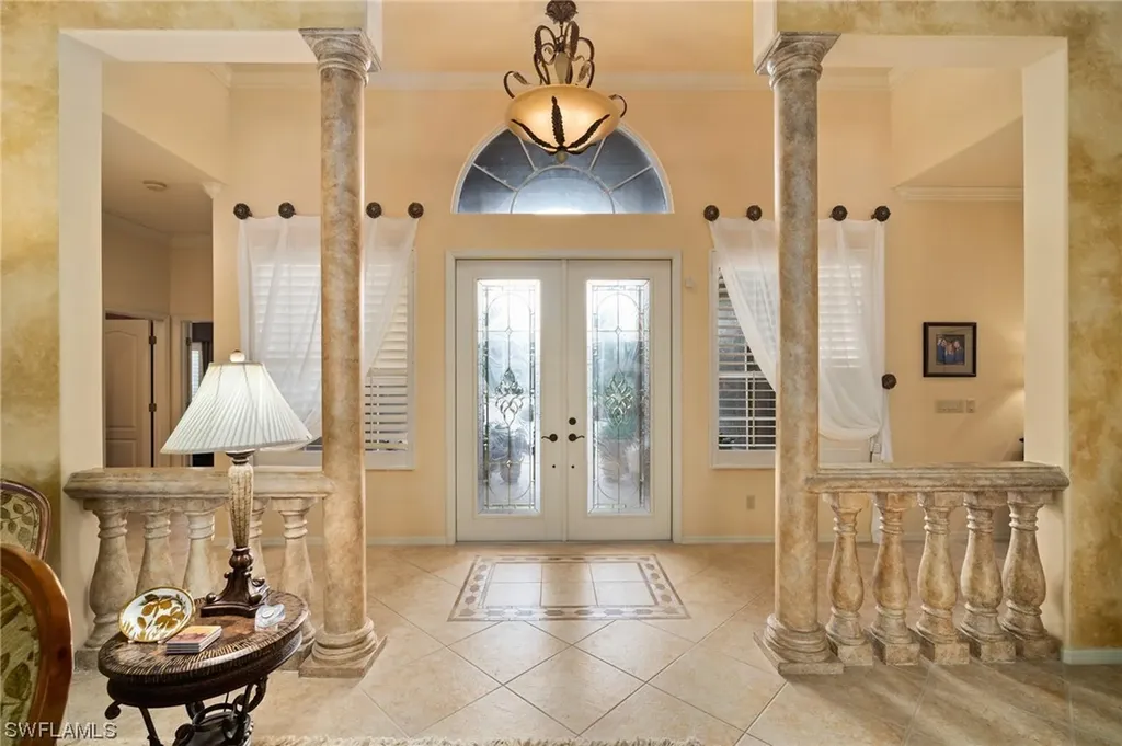 3832 Wax Myrtle Run Naples FL 34112