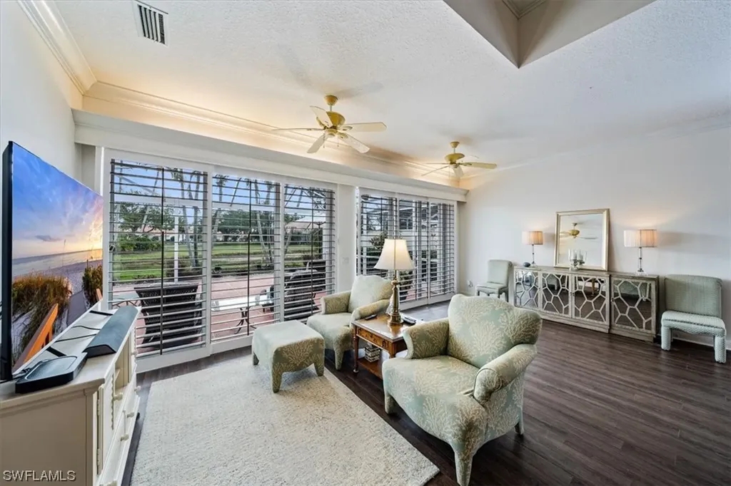 4348 Montalvo Court Naples FL 34109