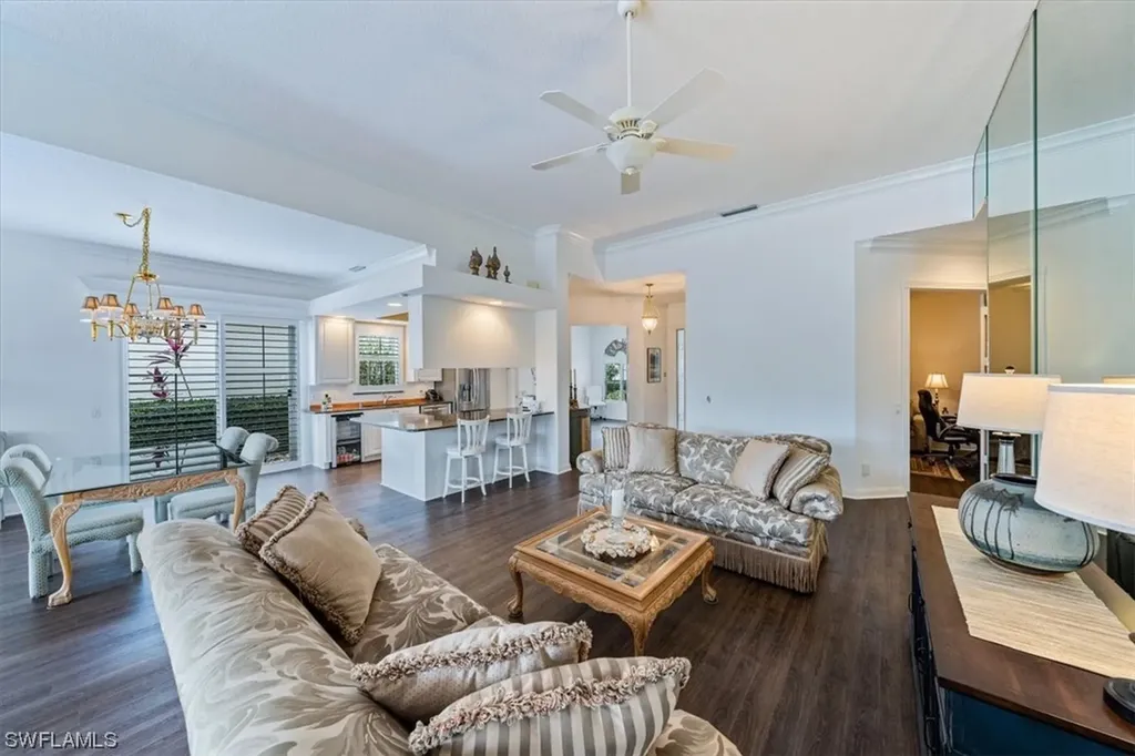 4348 Montalvo Court Naples FL 34109