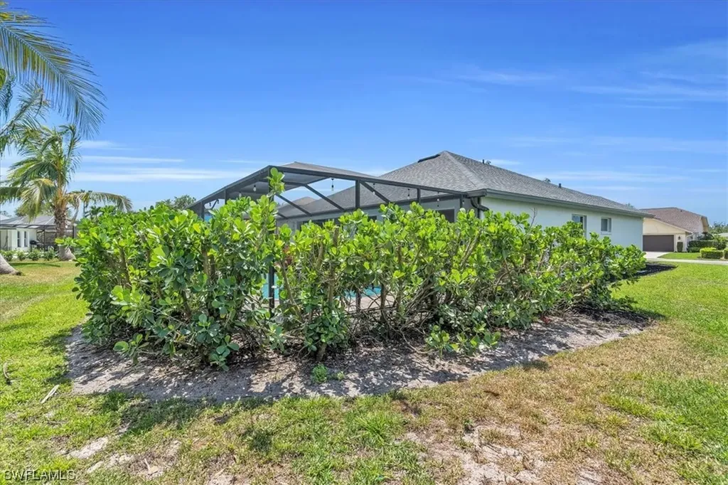 22366 Fountain Lakes Boulevard Estero FL 33928