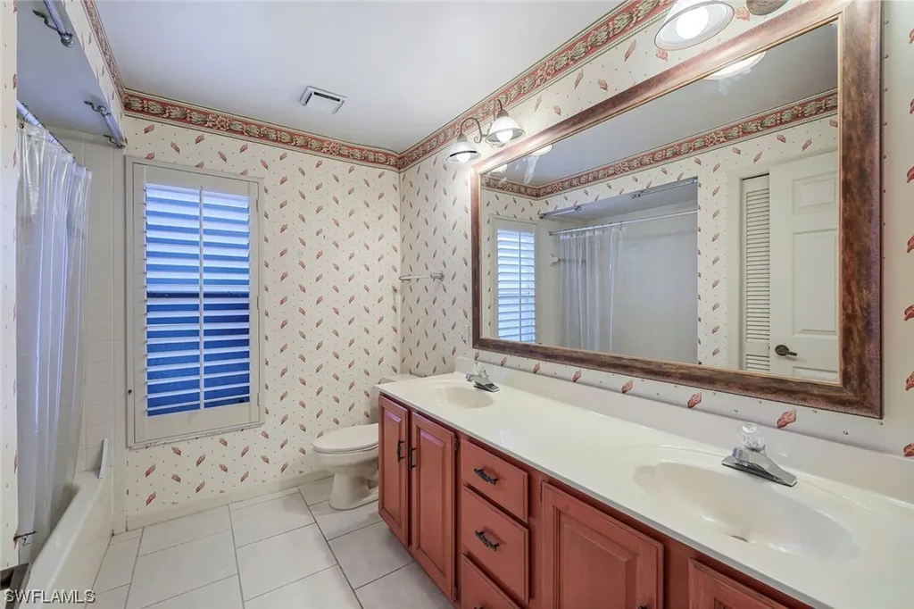 349 Henley Drive Naples FL 34104