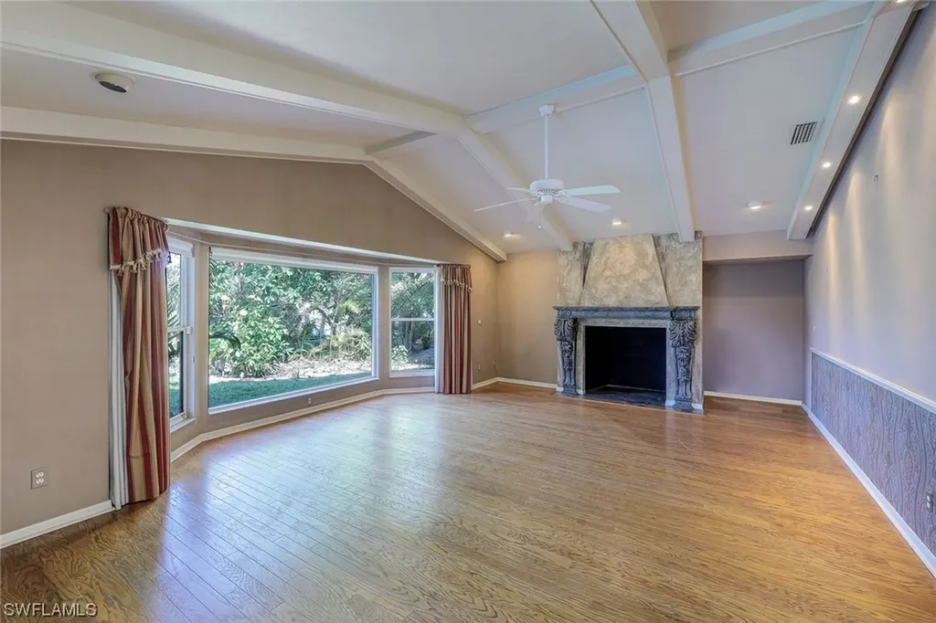 349 Henley Drive Naples FL 34104