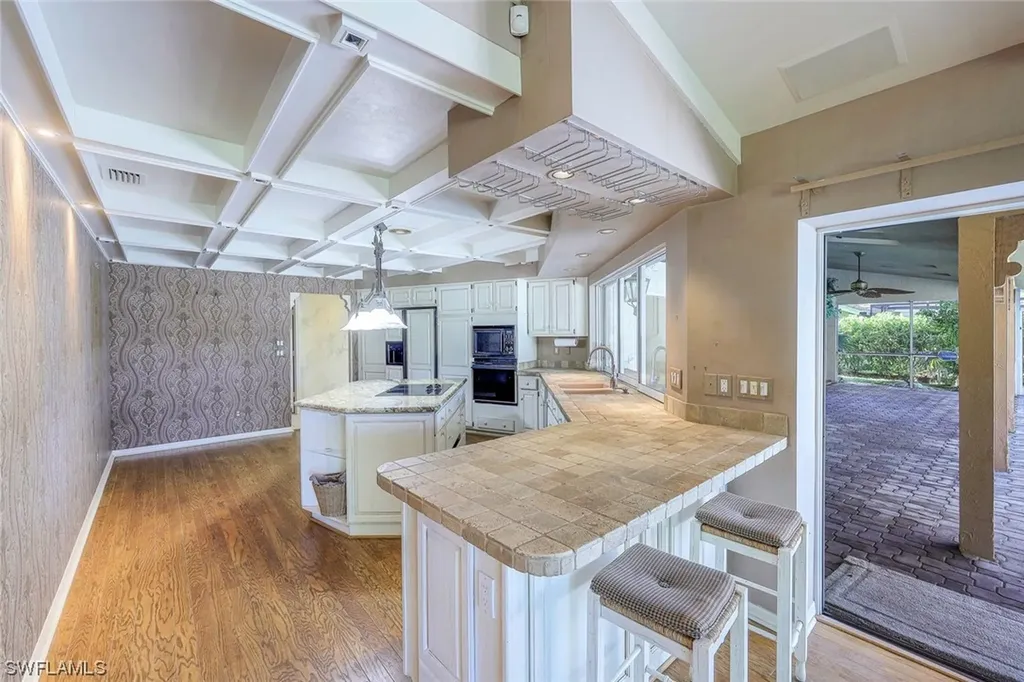 349 Henley Drive Naples FL 34104