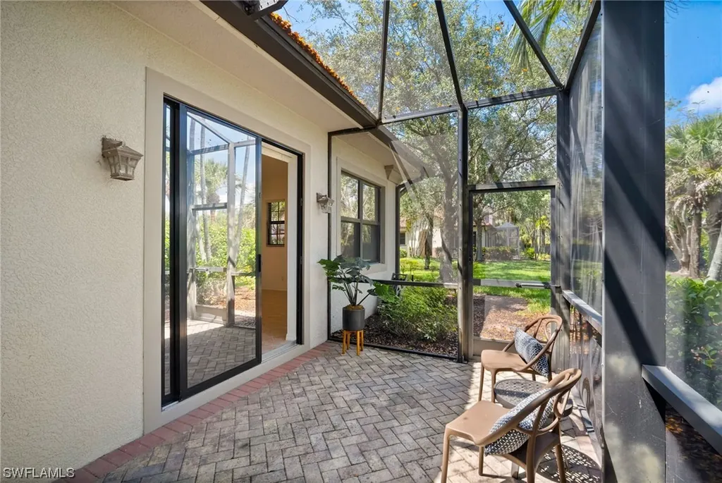 1102 Medan Court S Naples FL 34113