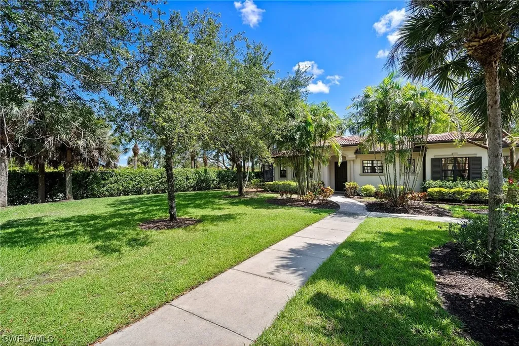 1102 Medan Court S Naples FL 34113