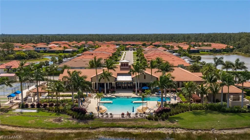 1102 Medan Court S Naples FL 34113