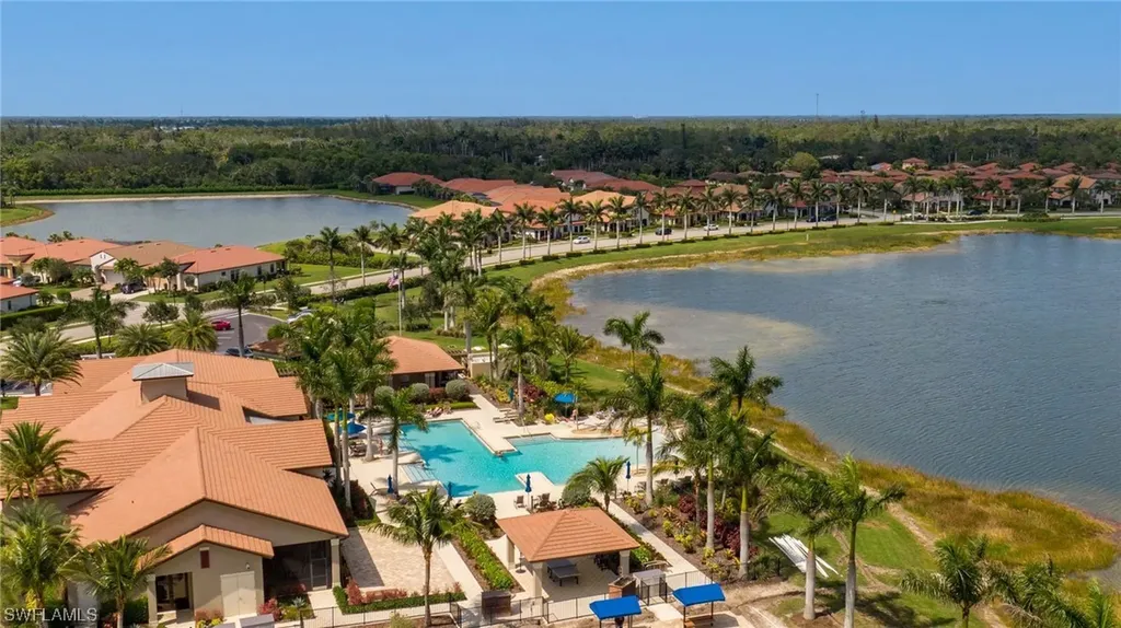 1102 Medan Court S Naples FL 34113