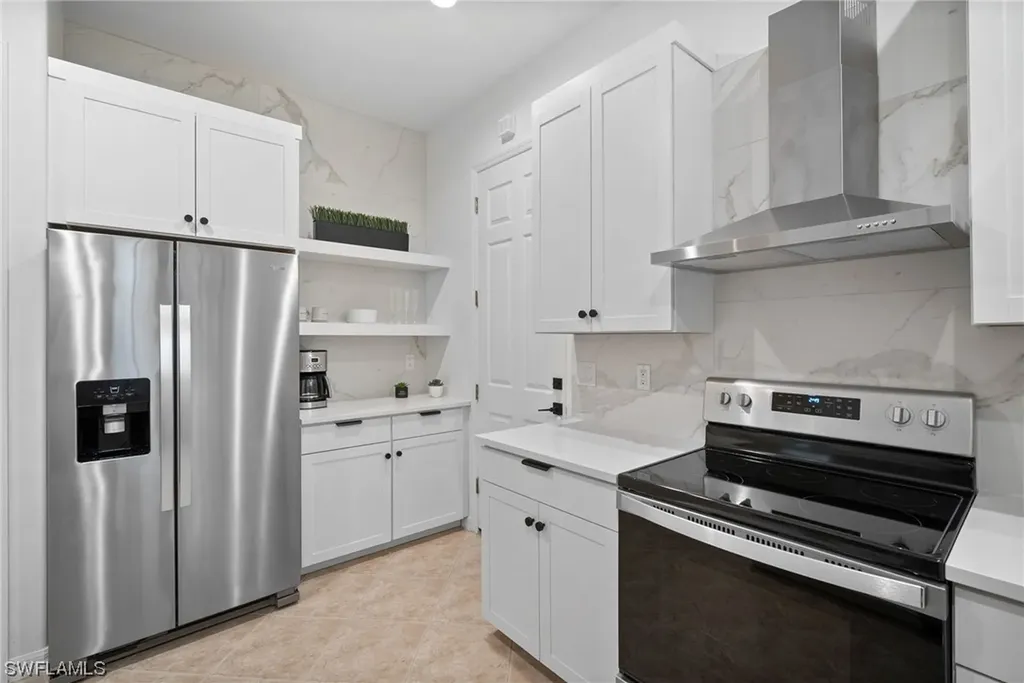 1102 Medan Court S Naples FL 34113