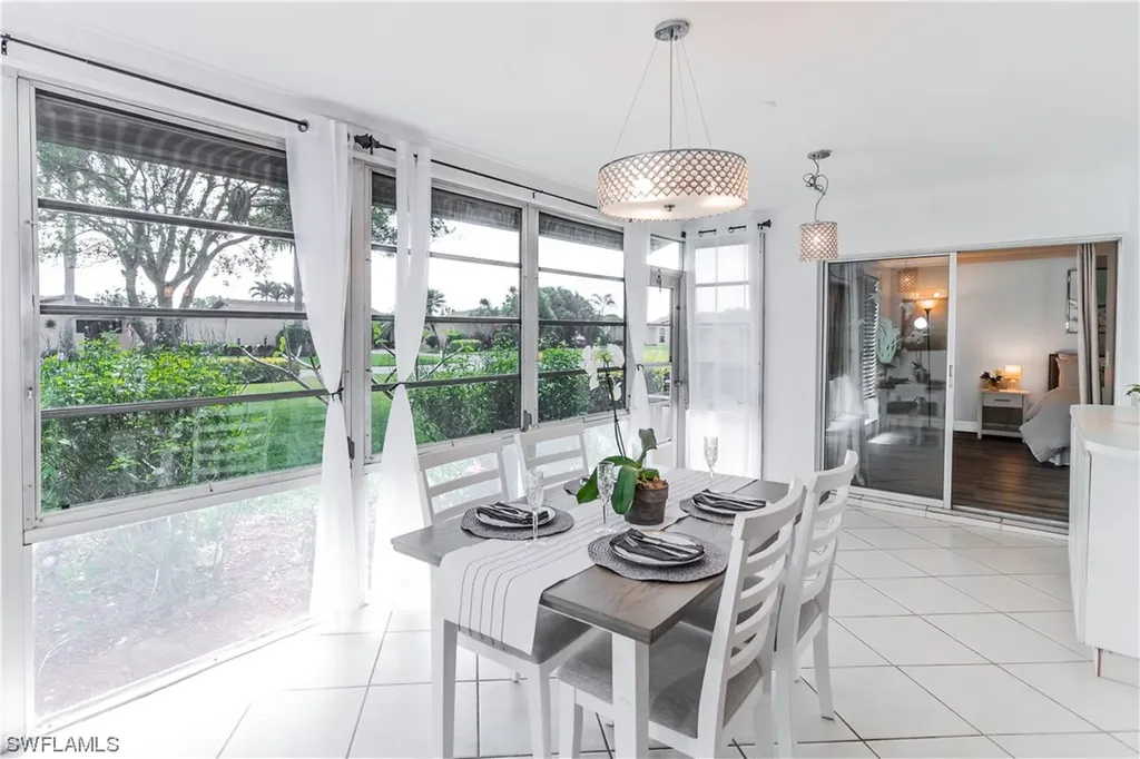 4125 Lakewood Boulevard Naples FL 34112
