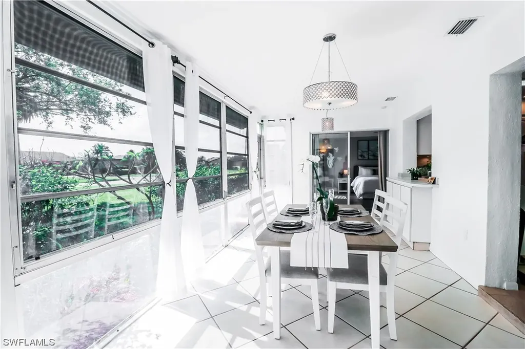 4125 Lakewood Boulevard Naples FL 34112