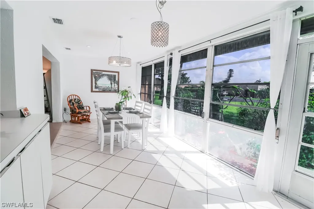 4125 Lakewood Boulevard Naples FL 34112