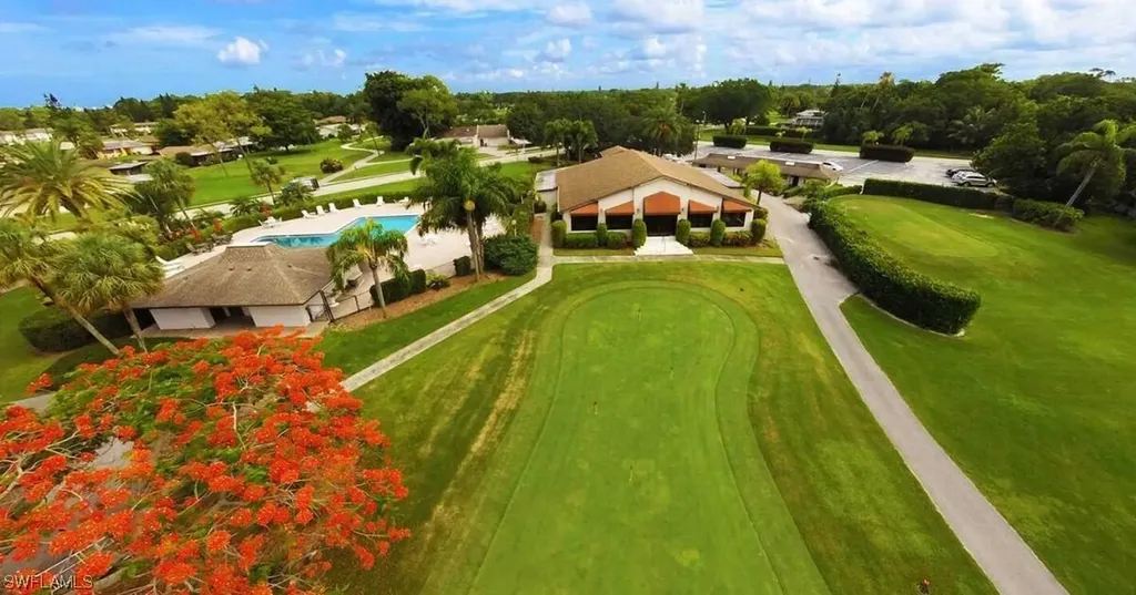 4125 Lakewood Boulevard Naples FL 34112